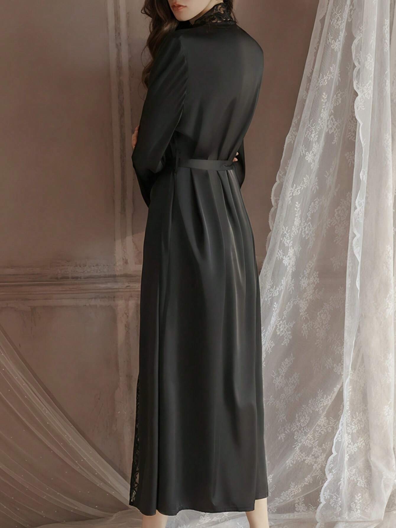 QING ROU Women's Elegant Satin Robe, Soft Lace Trim, Bell Sleeves, With Belt, Smooth And Comfortable