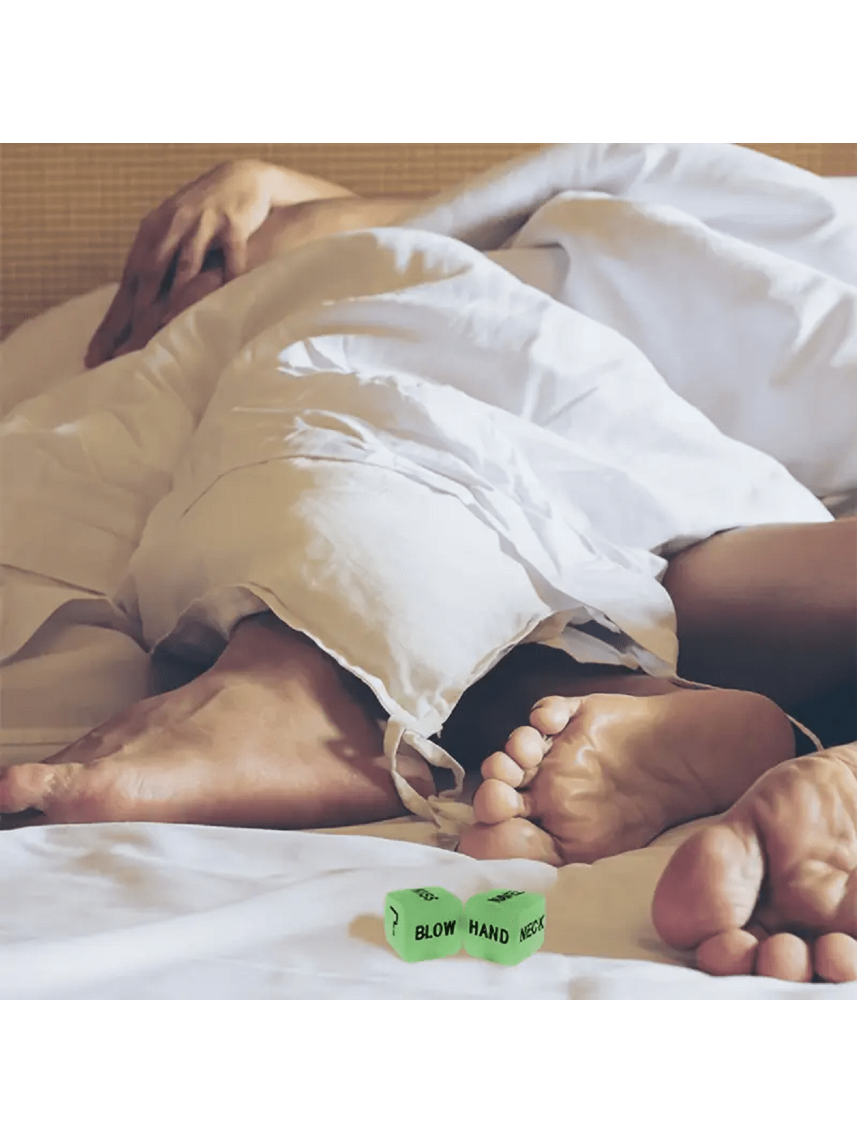 2pcs PMMA Dice, Modern Glow In The Dark Letter Graphic Dice For Party