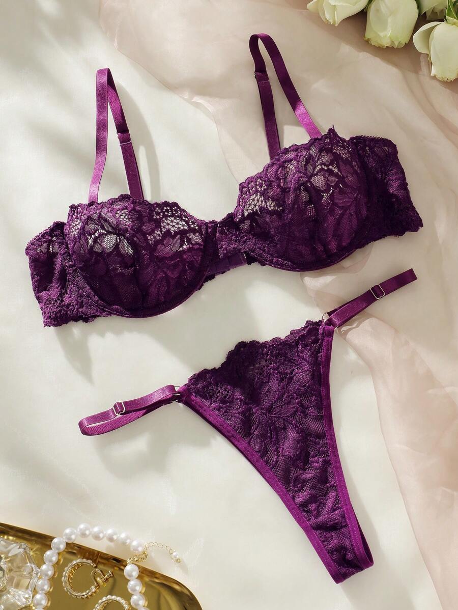 Floral Lace Underwire Lingerie Set purple