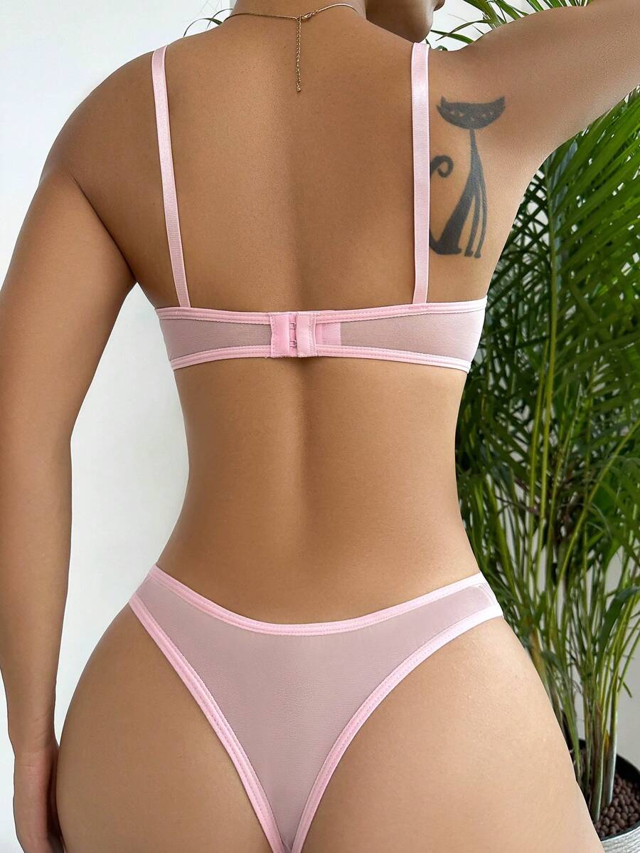 Floral Lace Underwire Lingerie Set