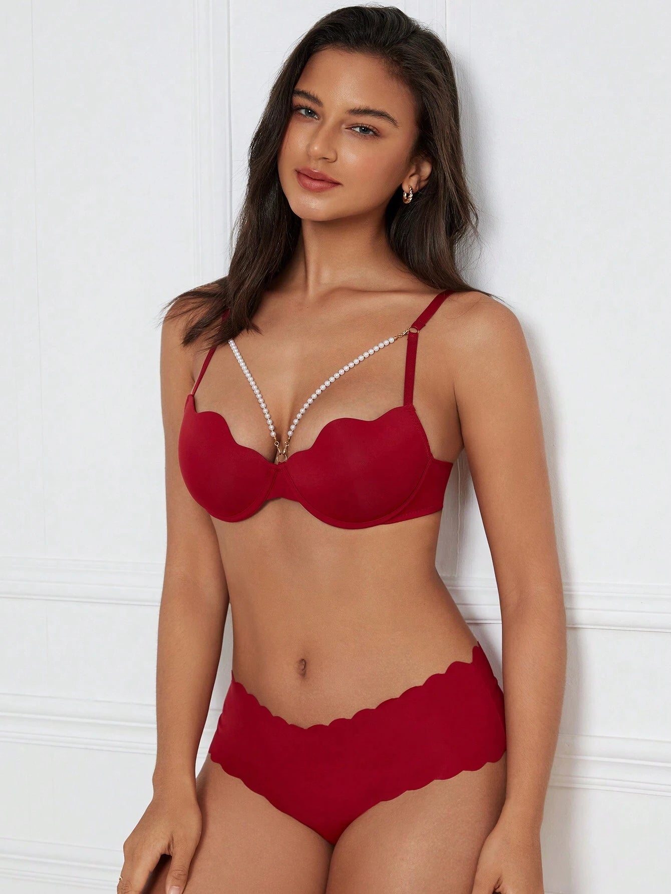 DesireSculpt Women's Pearl Chain Decorated Bra